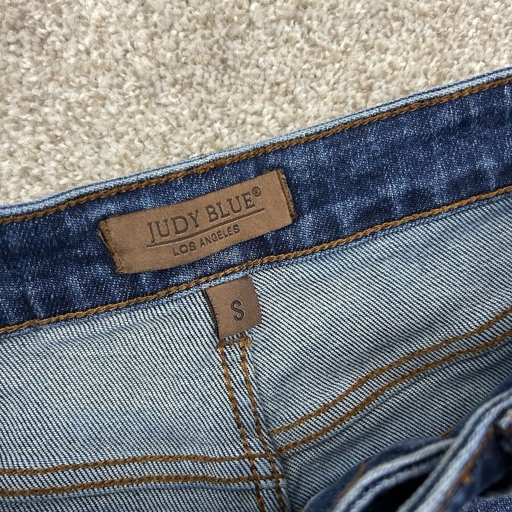 Judy Blue Women's Size Small Blue Denim Jean Shorts Stretchy EUC - Picture 3 of 10